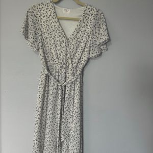 White Floral Wrap Dress XS